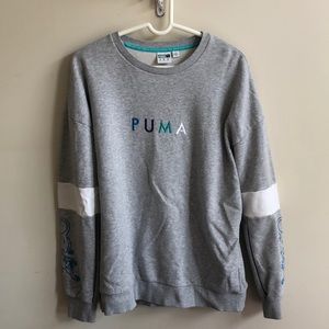 PUMA Gray Crewneck Sweatshirt. Men’s Medium. $24